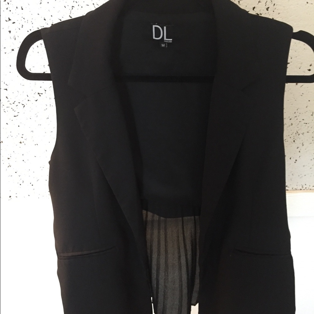 Daily Look vest - Picture 6 of 6